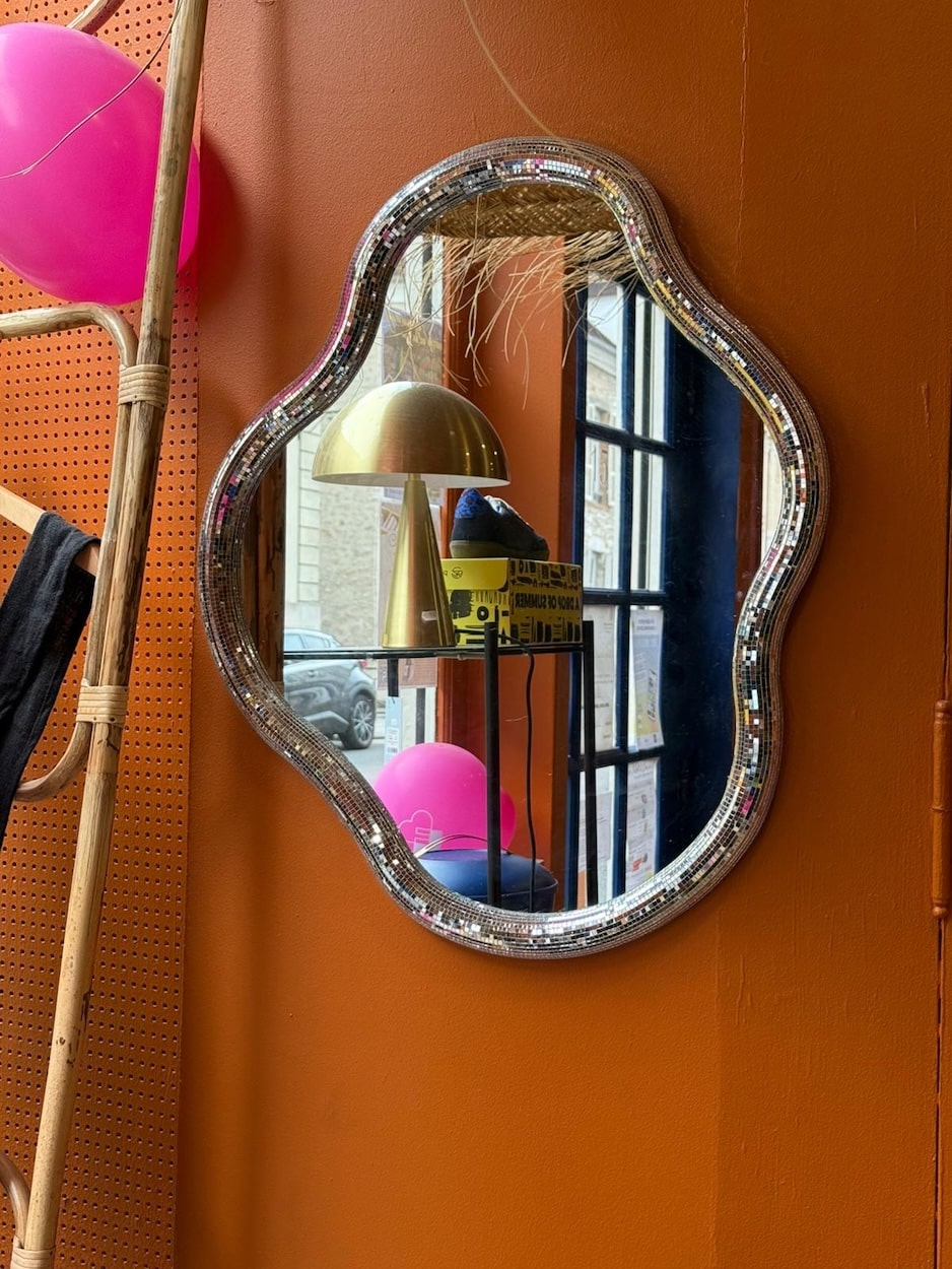 Bleu Pivoine, Provins, Nogent-sur-Seine, Coulommiers, Nangis